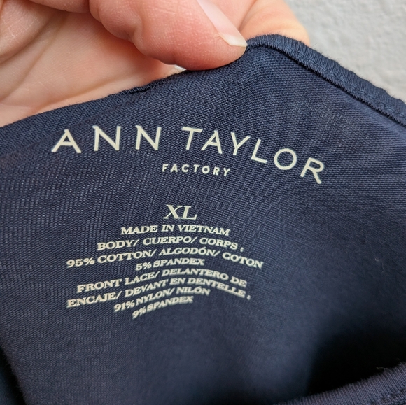 NWT Ann Taylor Factory Lace Front Camisole - Navy Blue - Size XL - Picture 4 of 10